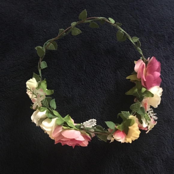 Flower crown - Picture 4 of 5